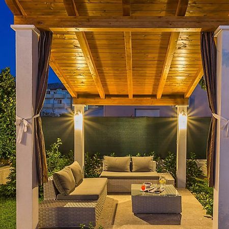Villa Sweet Home Marija With Heated Pool Split Zewnętrze zdjęcie