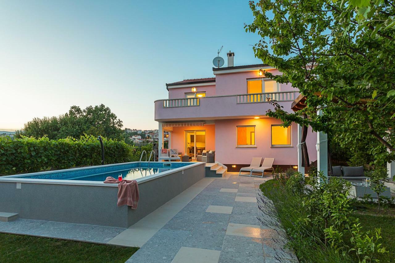 Villa Sweet Home Marija With Heated Pool Split Zewnętrze zdjęcie