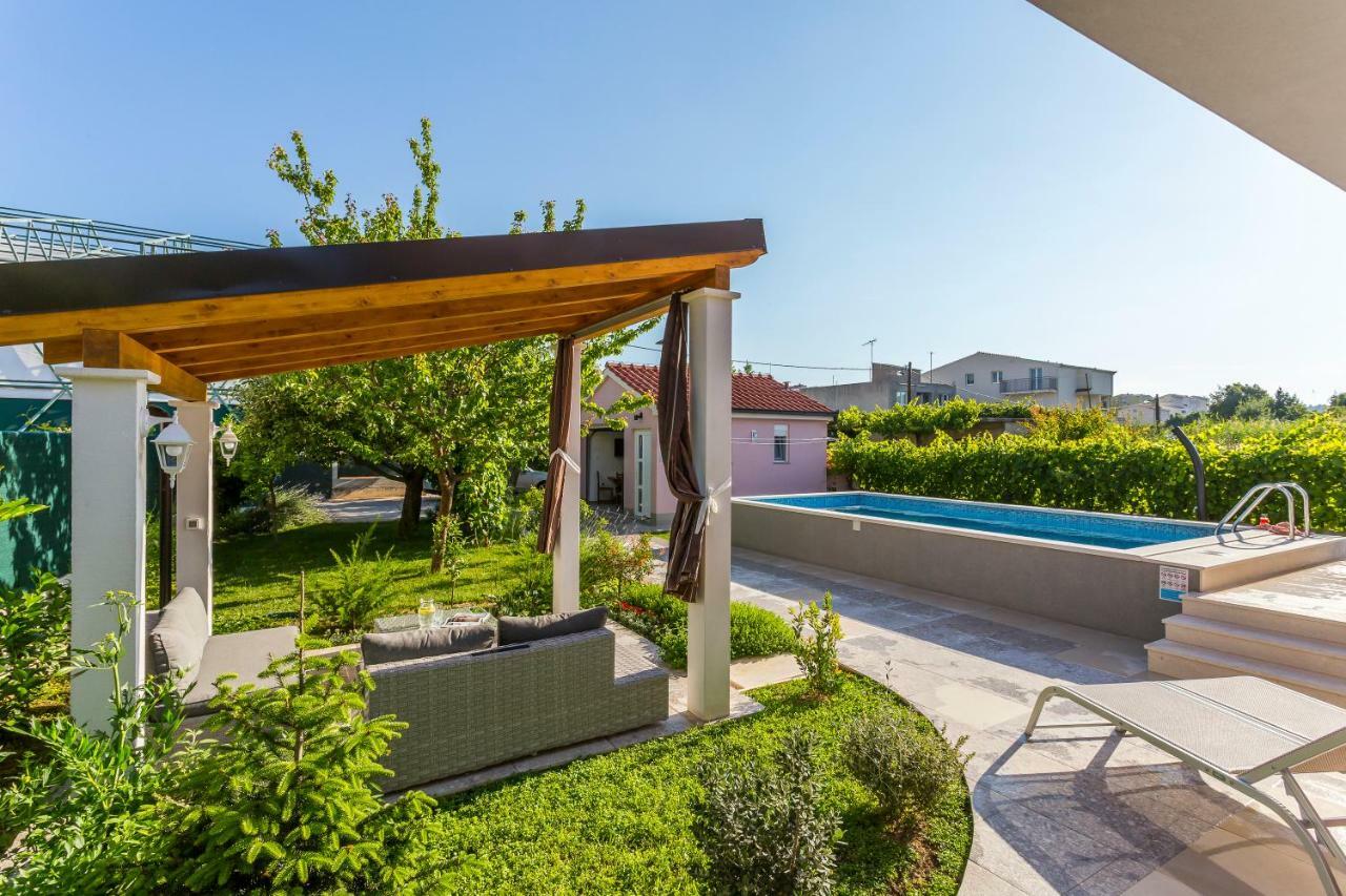Villa Sweet Home Marija With Heated Pool Split Zewnętrze zdjęcie