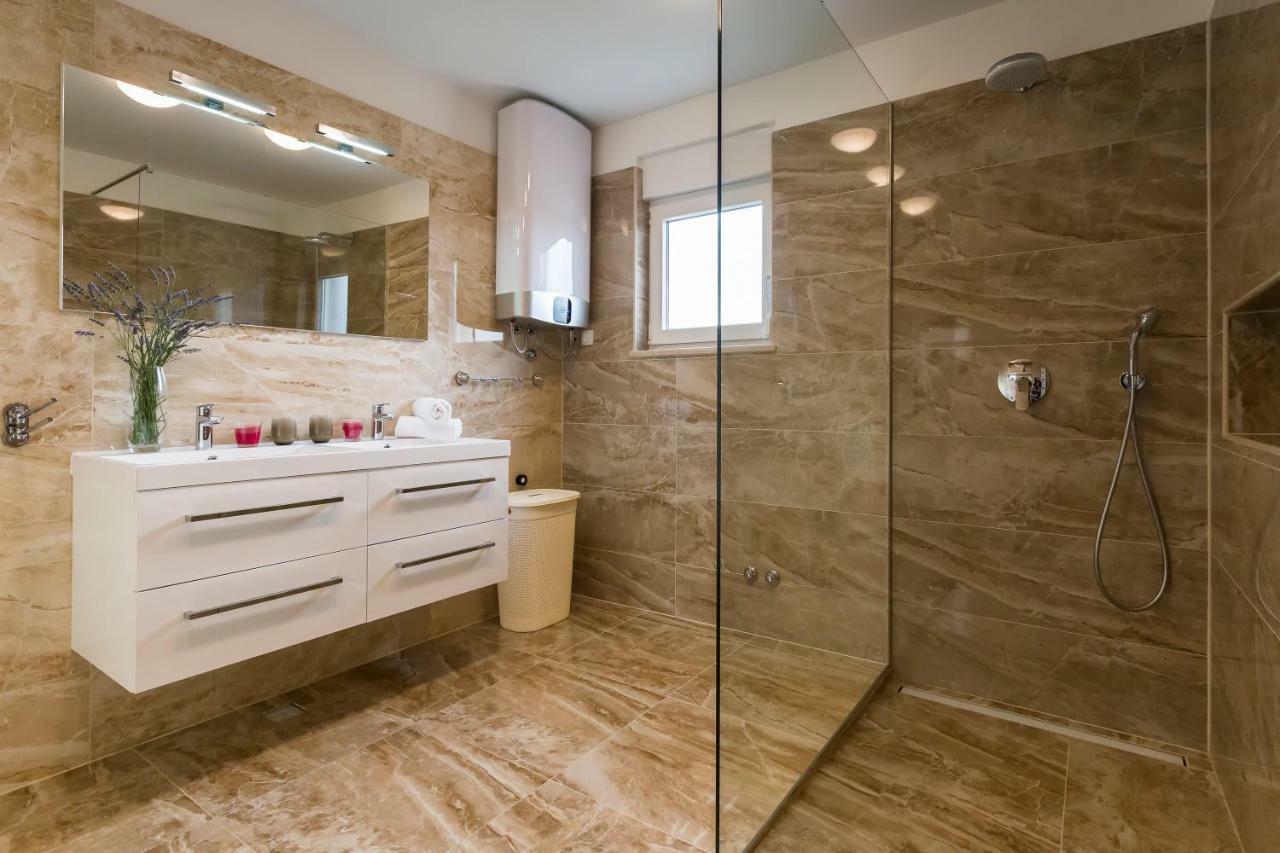 Villa Sweet Home Marija With Heated Pool Split Zewnętrze zdjęcie