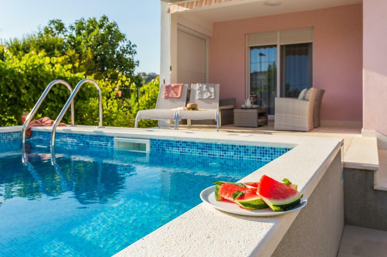 Villa Sweet Home Marija With Heated Pool Split Zewnętrze zdjęcie